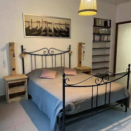 90 M2 Proche De Corte アパート Soveria