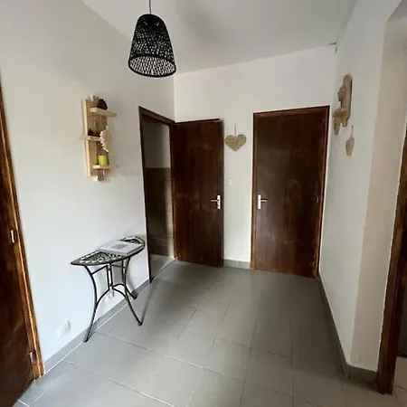 Lejlighed 90 M2 Proche De Corte *