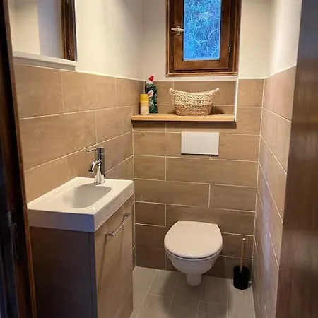 90 M2 Proche De Corte *